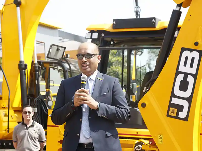 deepak-shetty-from-JCB