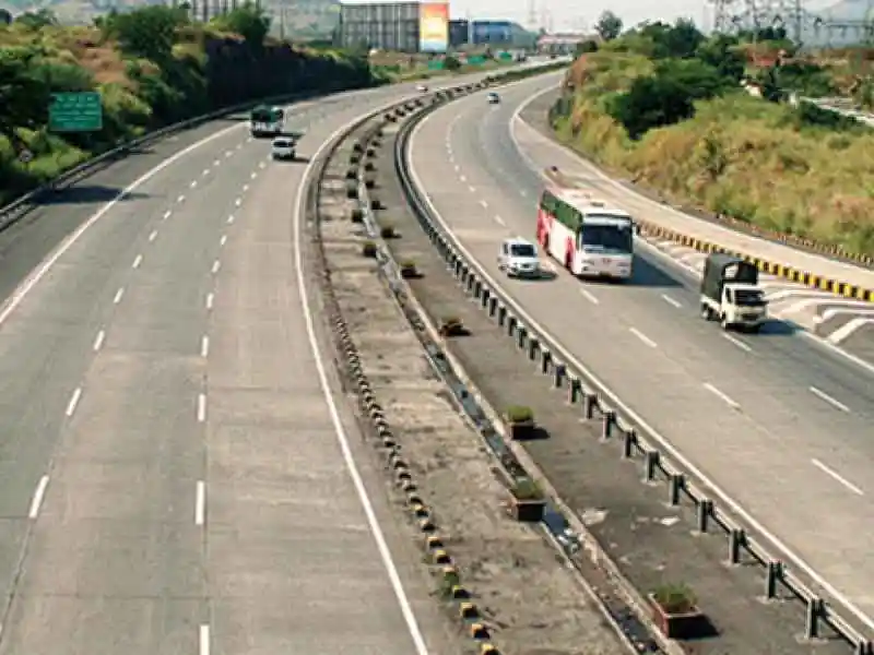 The construction of the six-lane Chennai-Tirupati High (CTH) road