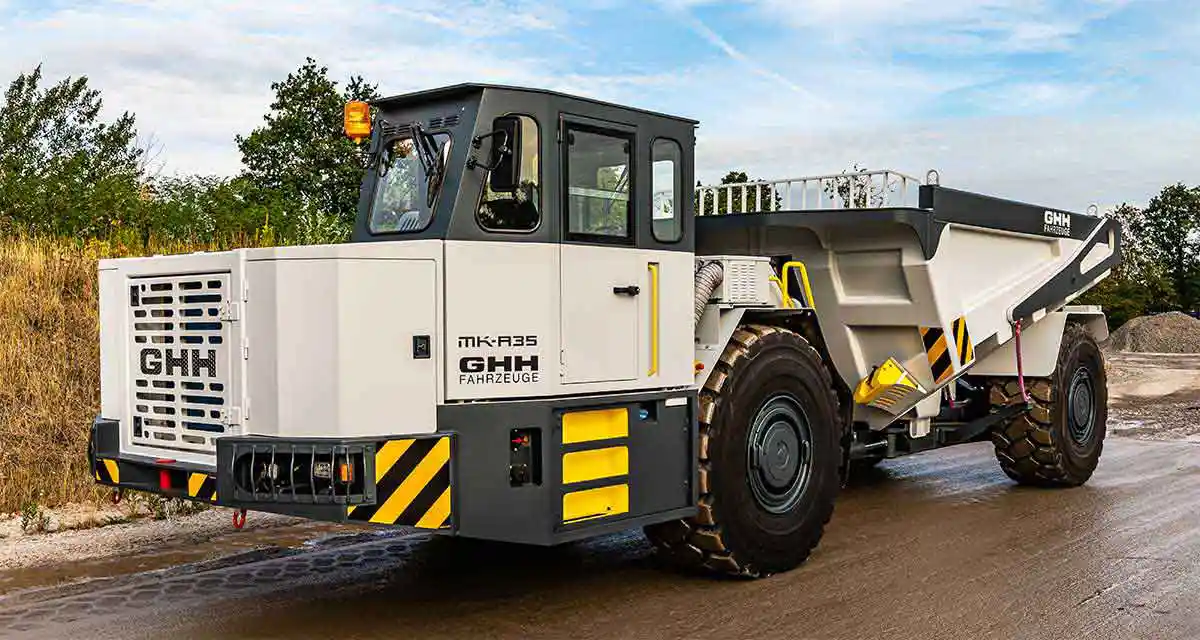 The MK-A35 dump truck from GHH is the first in its class with ultra-clean Stage V diesel engine (Photo: GHH) The MK-A35 dump truck from GHH is the first in its class with ultra-clean Stage V diesel engine (Photo: GHH)