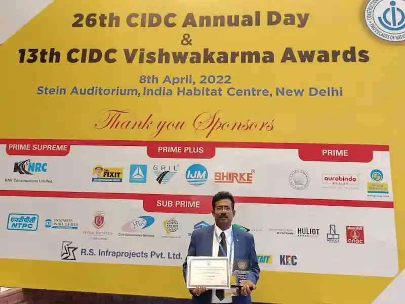 Dr. LR Manjunatha gets CIDC- Vishwakarma Award