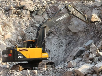 Hyundai R210 SMART PLUS Construction Excavator