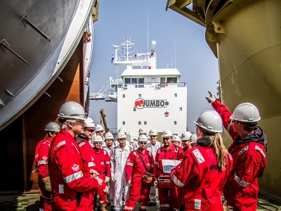 Jumbo-Dajin-Heavy-Industry-signs-contract