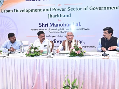 Union-Minister-Manohar-Lal-Reviews-MP