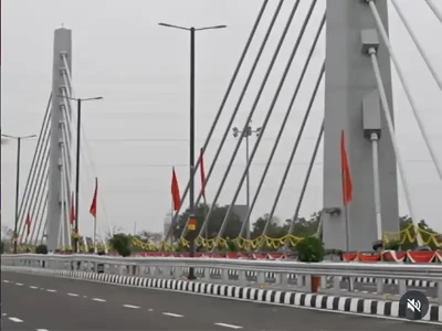 Cable-Stayed-Flyover-at-Bhat-Crossroads-Gujarat